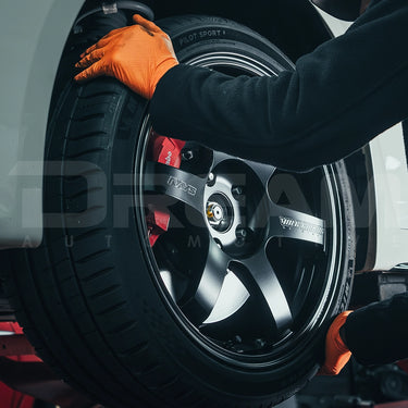 Tyre Fitting And Balancing Service
