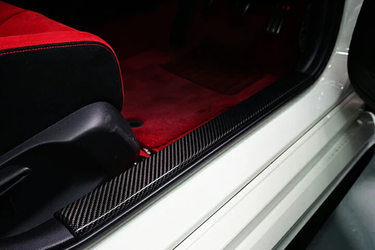 Axis | Carbon Fibre Scuff Plate Cover | Honda Civic Type R | FL5 2.0T K20C1 | 2023+